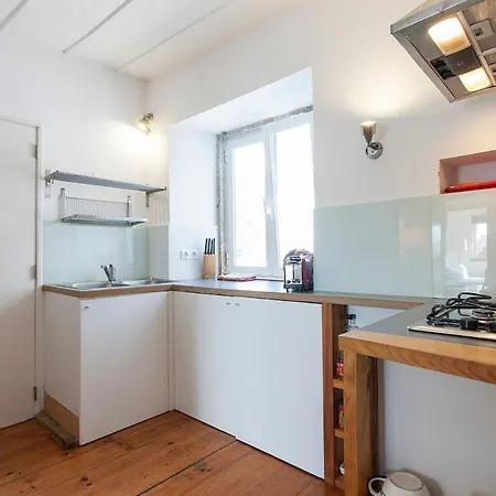 Comfortable Cozy - Center, Practical