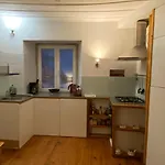 Comfortable Cozy - Center, Practical